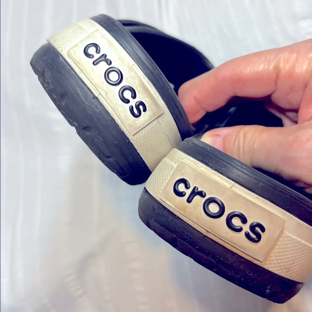 N/A crocband crocs